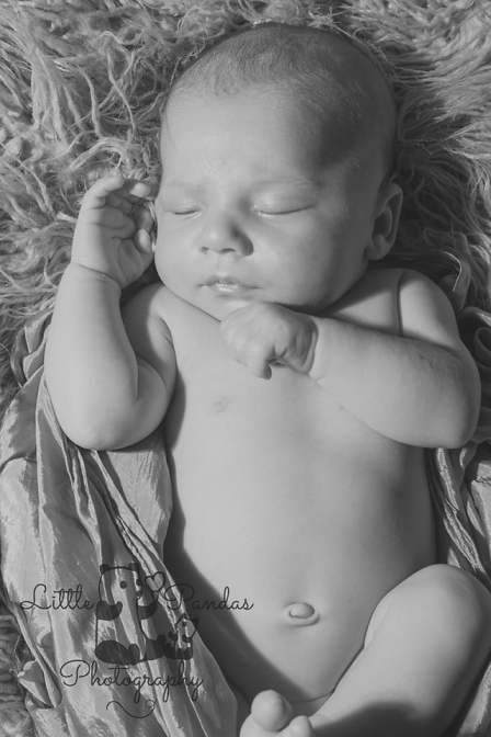 Newborn photography Hythe Folkestone Dymchurch Kent black and white baby sleeping